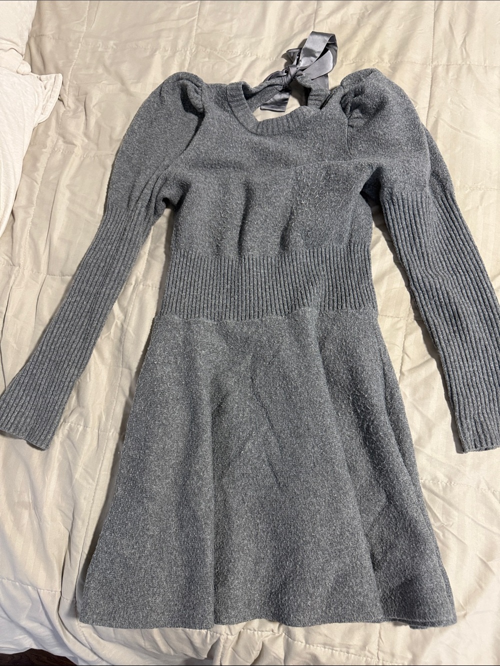Express Gray Long-Sleeve Knit Puff-Shoulder Dress